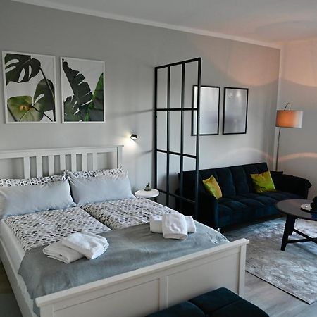 Modernes Apt Mit Direkter Anbindung Zur City Und Messe Hannover Exterior foto